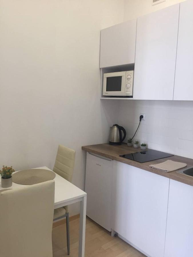 Apartaments Simsim Lviv Bagian luar foto