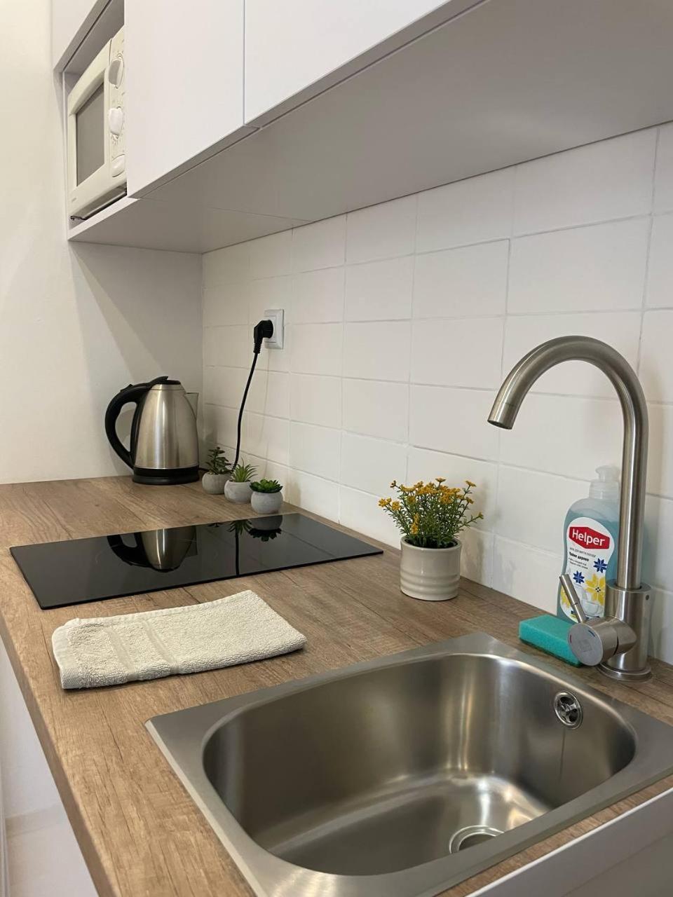 Apartaments Simsim Lviv Bagian luar foto